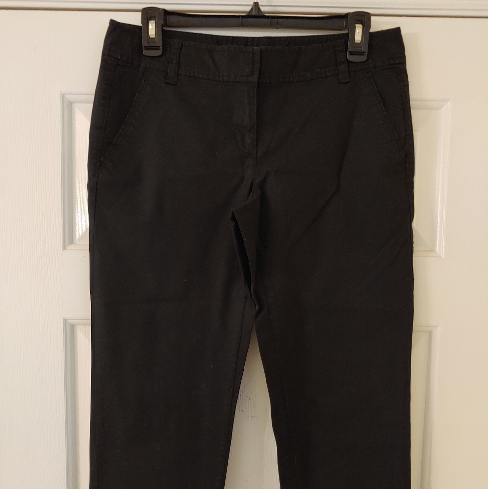 Ann Taylor Loft Capri Pants sz 2 Black
